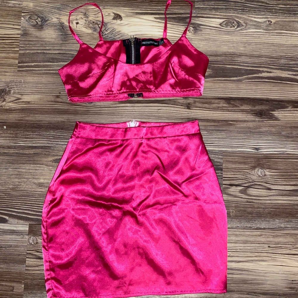 Pretty little thing set